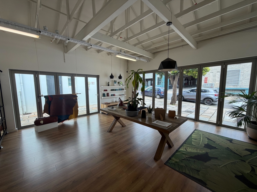 To Let Commercial Property for Rent in Woodstock Western Cape